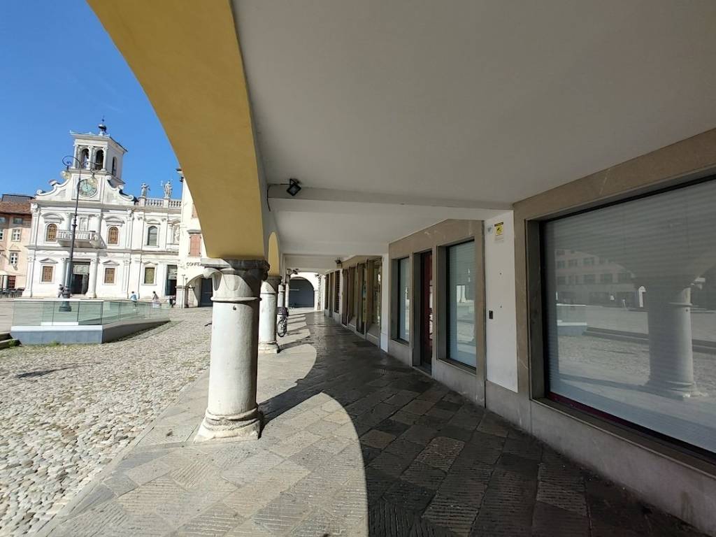 Immobile a Udine in Piazza Giacomo Matteotti, 16 - Foto 3