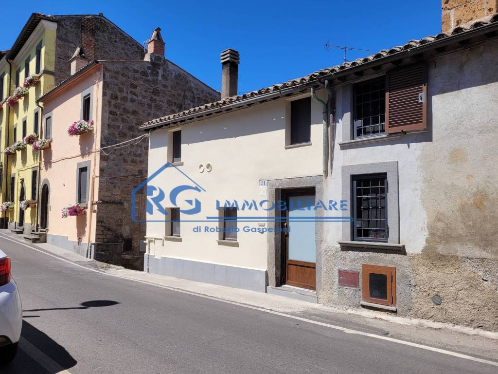 Casa indipendente a Bagnoregio in Via Fidanza - Foto 2