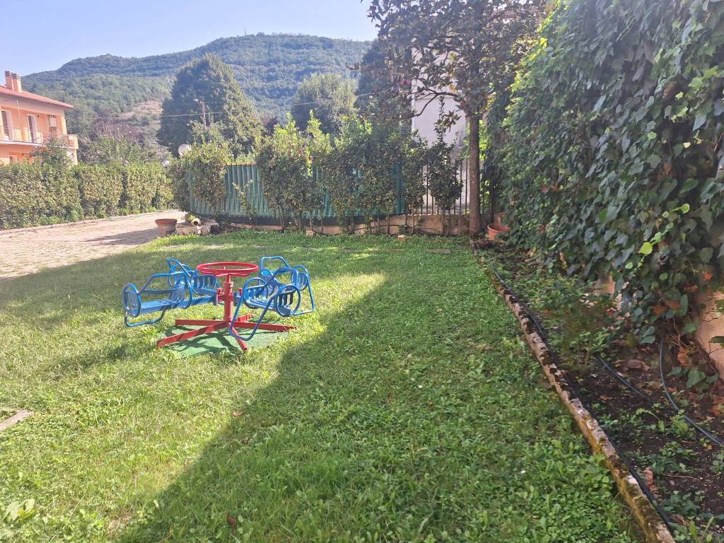 Villa a Rieti in Via della Scuola - Foto 2