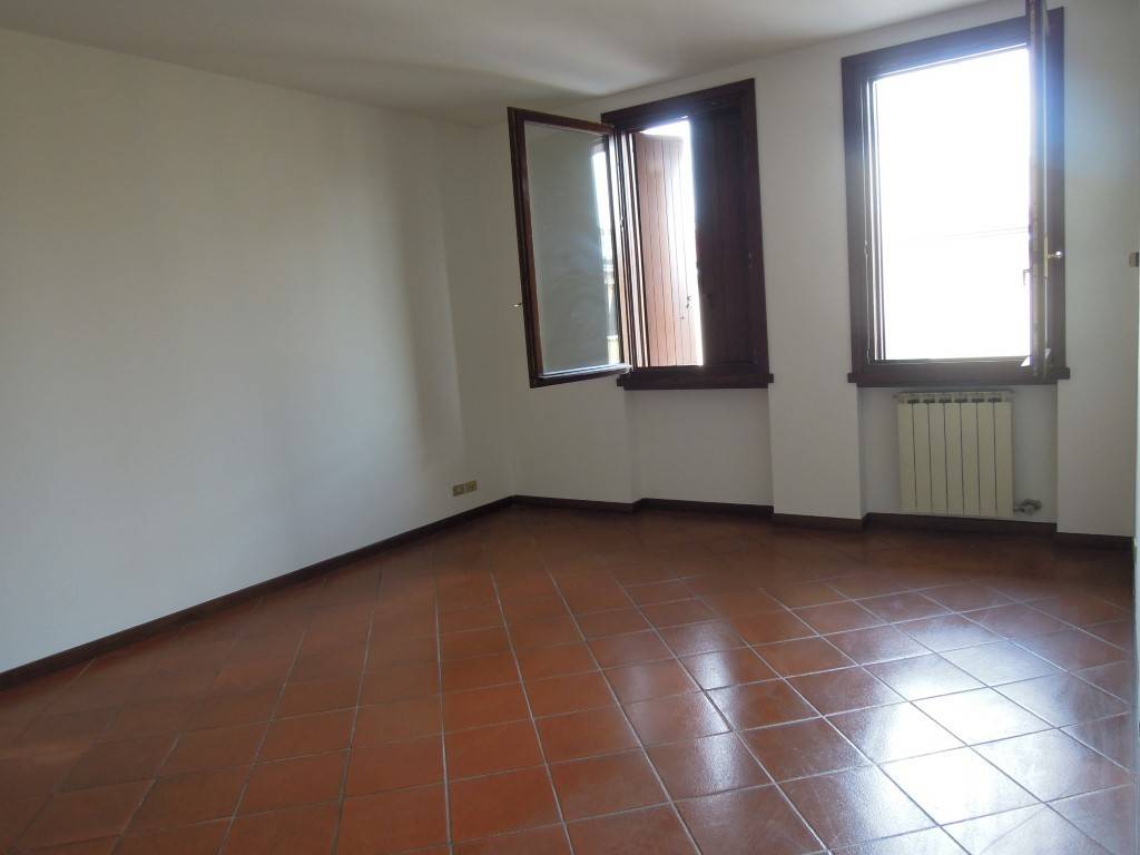 Appartamento a Mantova in Via Valsesia - Foto 5