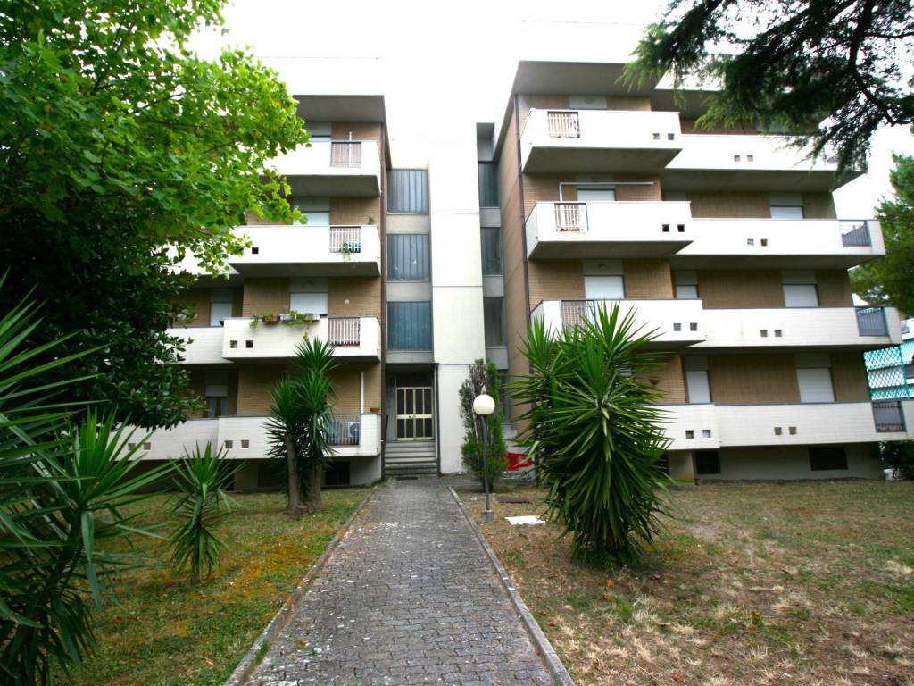 Appartamento a Civitanova marche in Via Eugenio Montale, 21 - Foto 2