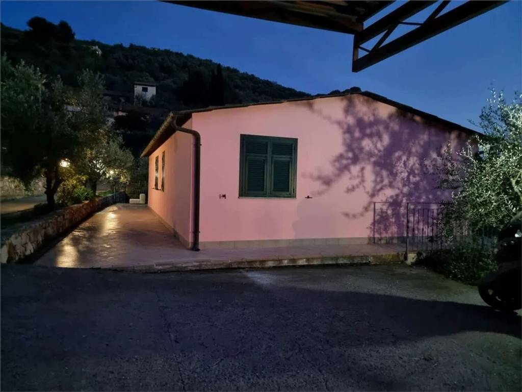 Villa a Imperia in Via Fanny Roncati Carli, 1 - Foto 5