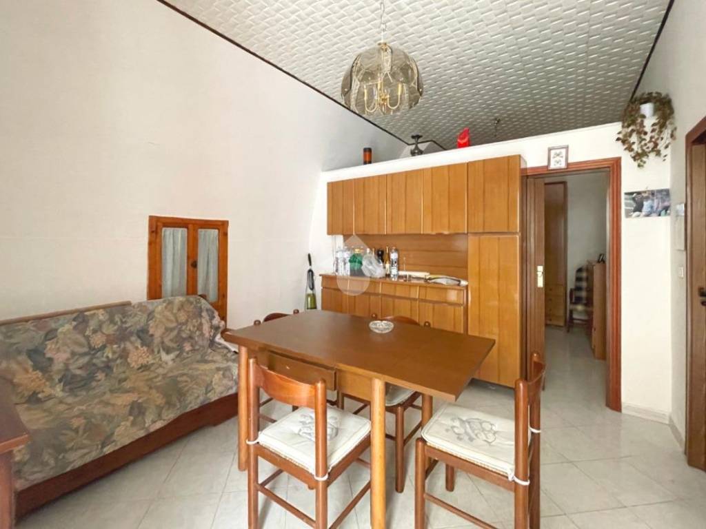 Appartamento a Canosa di puglia in Vico Doge Contarini, 9 - Foto 3