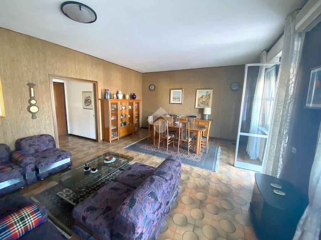 Appartamento a Samarate in Via S. Rocco, 2 - Foto 5