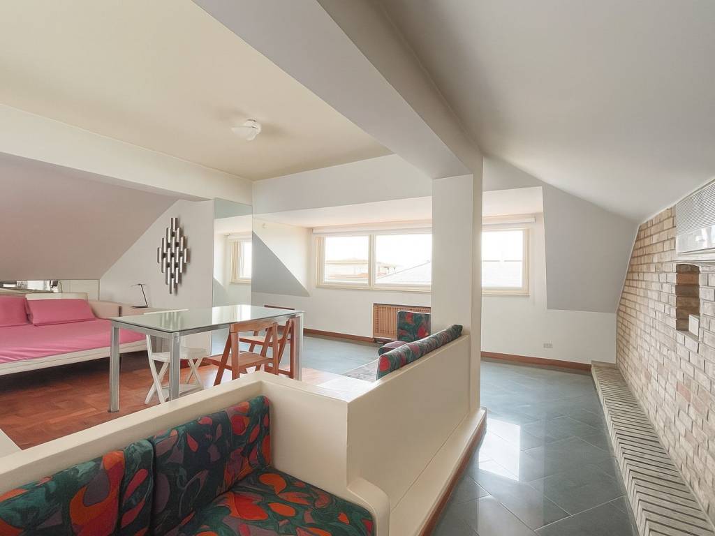 Loft / open space a Pescara in Via Ronchi, 94 - Foto 5