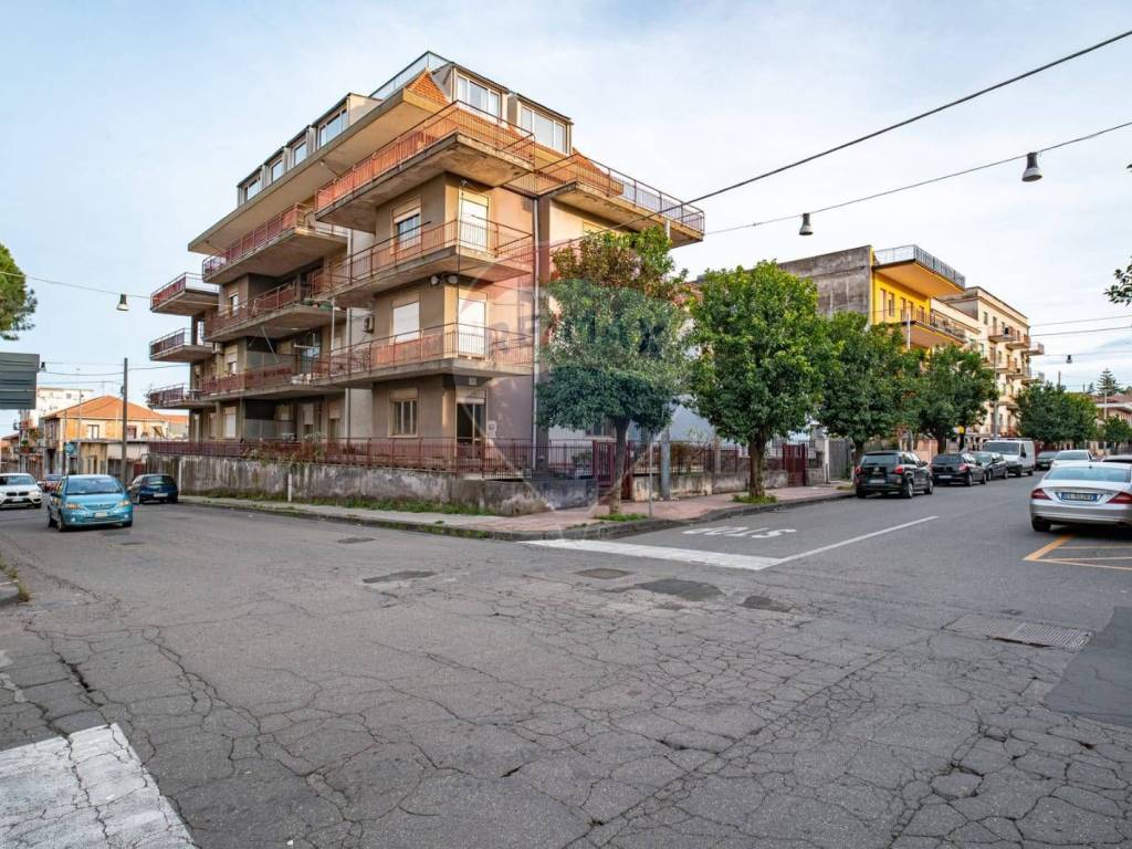 Immobile a Riposto in Via Roma, 2 - Foto 2