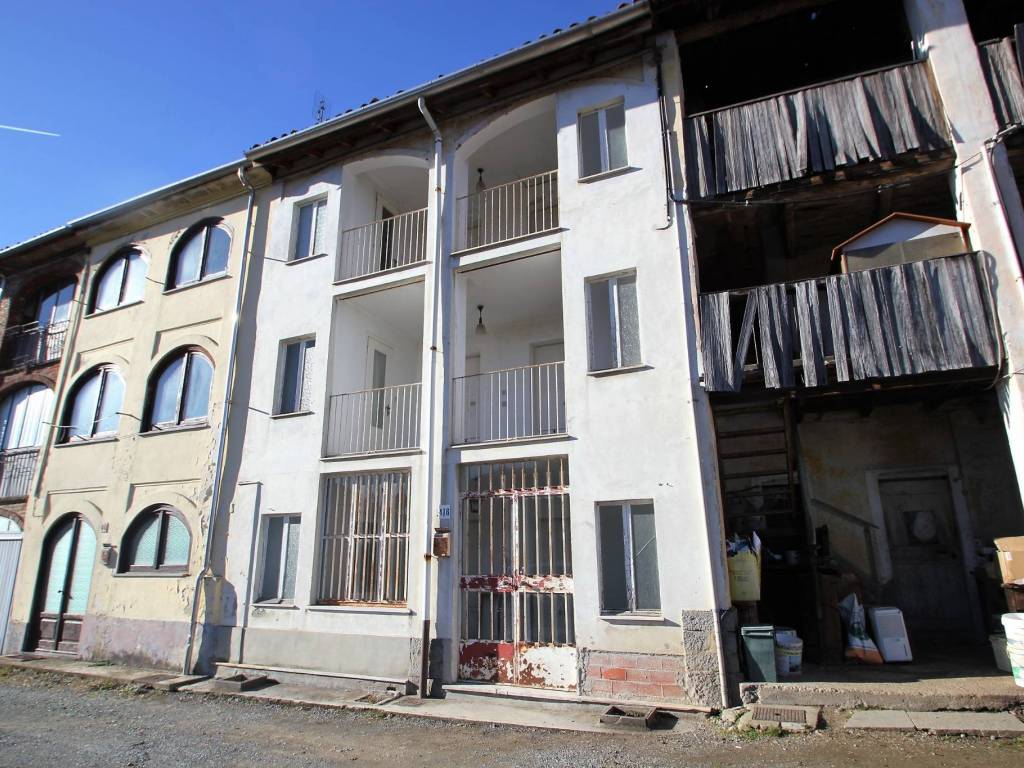 Casa indipendente a Biella in Via Santuario di Oropa, 416 - Foto 2