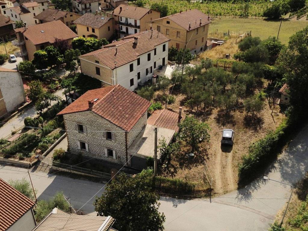 Villa a Gubbio in Strada del Sasso Rosso, 21 - Foto 4