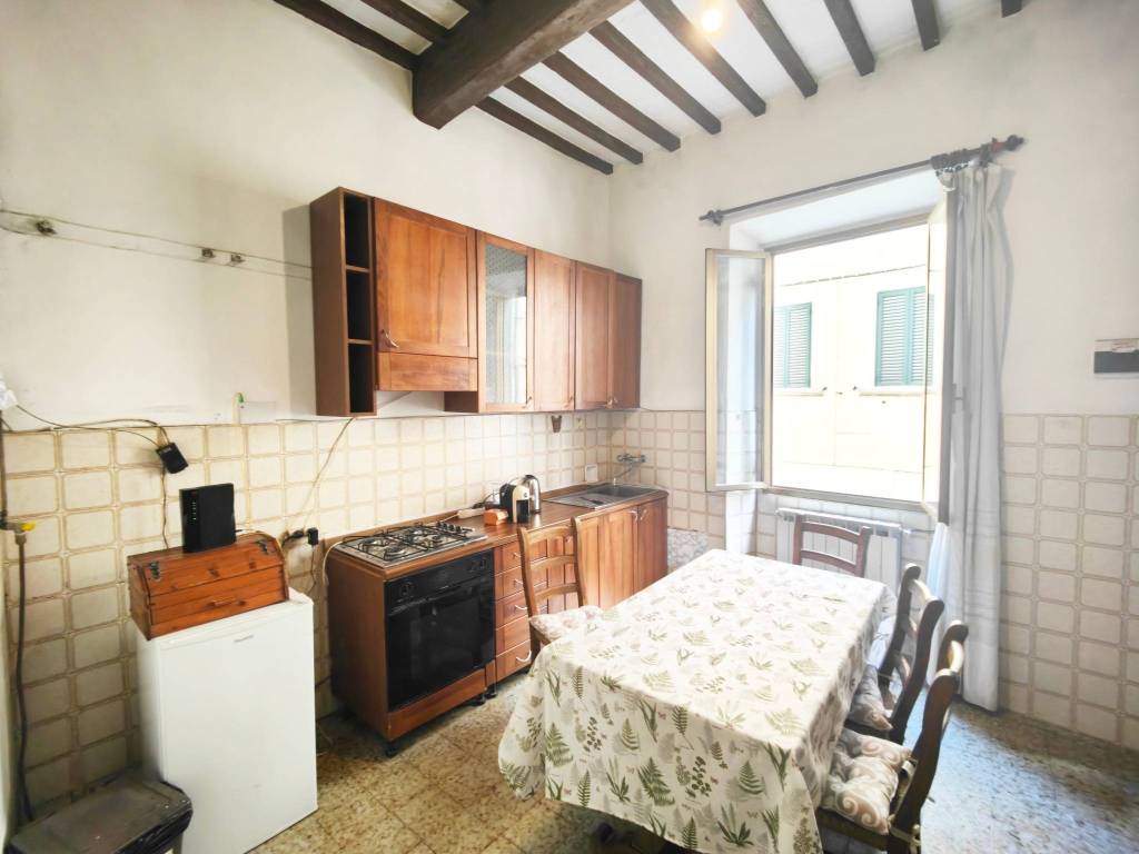 Appartamento a Montevarchi in Via Isidoro del Lungo - Foto 4