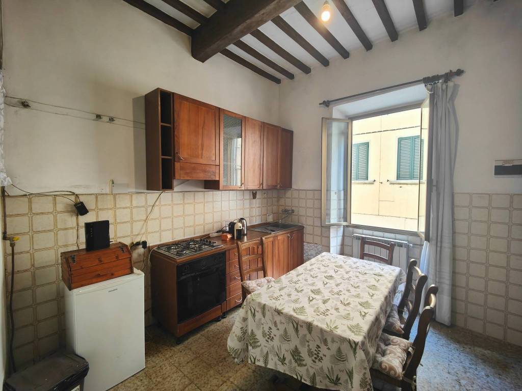 Appartamento a Montevarchi in Via Isidoro del Lungo - Foto 5