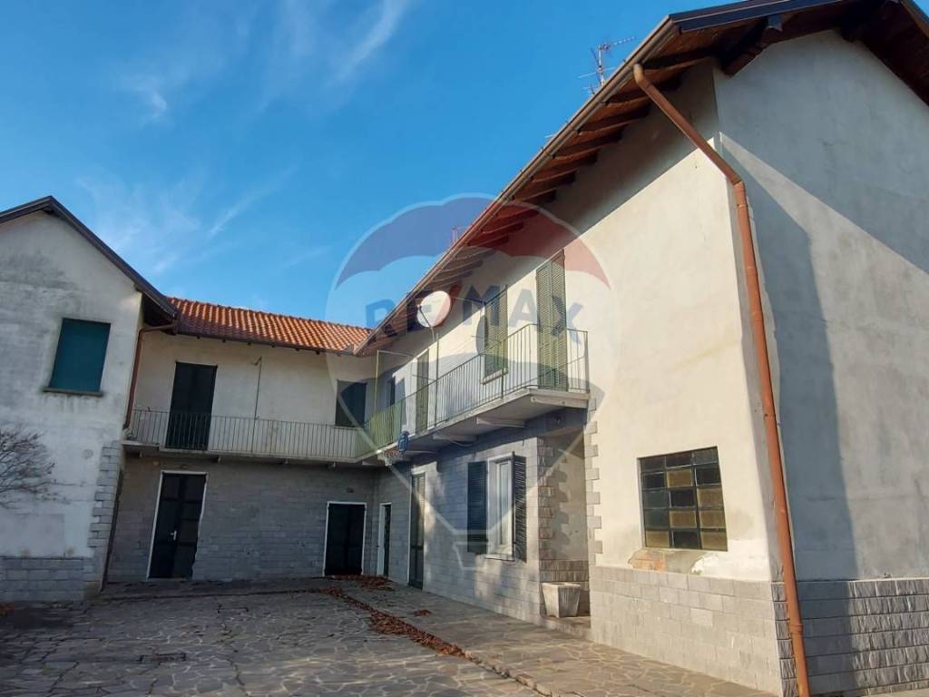 Casa indipendente a Binago in Piazza Libertà', 3 - Foto 3