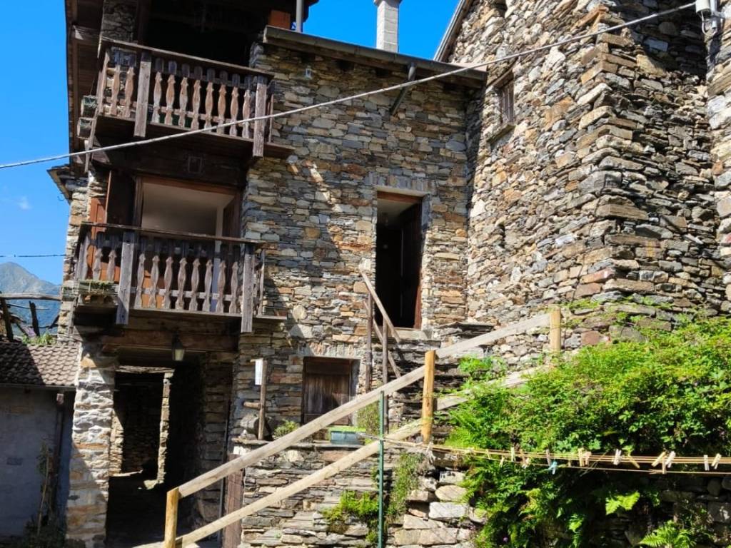 Casa indipendente a Valle cannobina in Via ai Monti - Foto 3