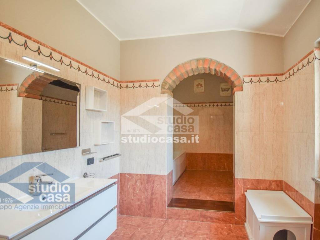 Casa indipendente a Crespiatica in VIA NINO DALL'ORO,17 - Foto 4