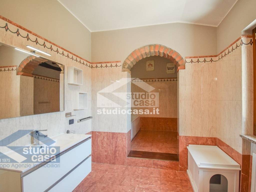 Casa indipendente a Crespiatica in VIA NINO DALL'ORO,17 - Foto 5