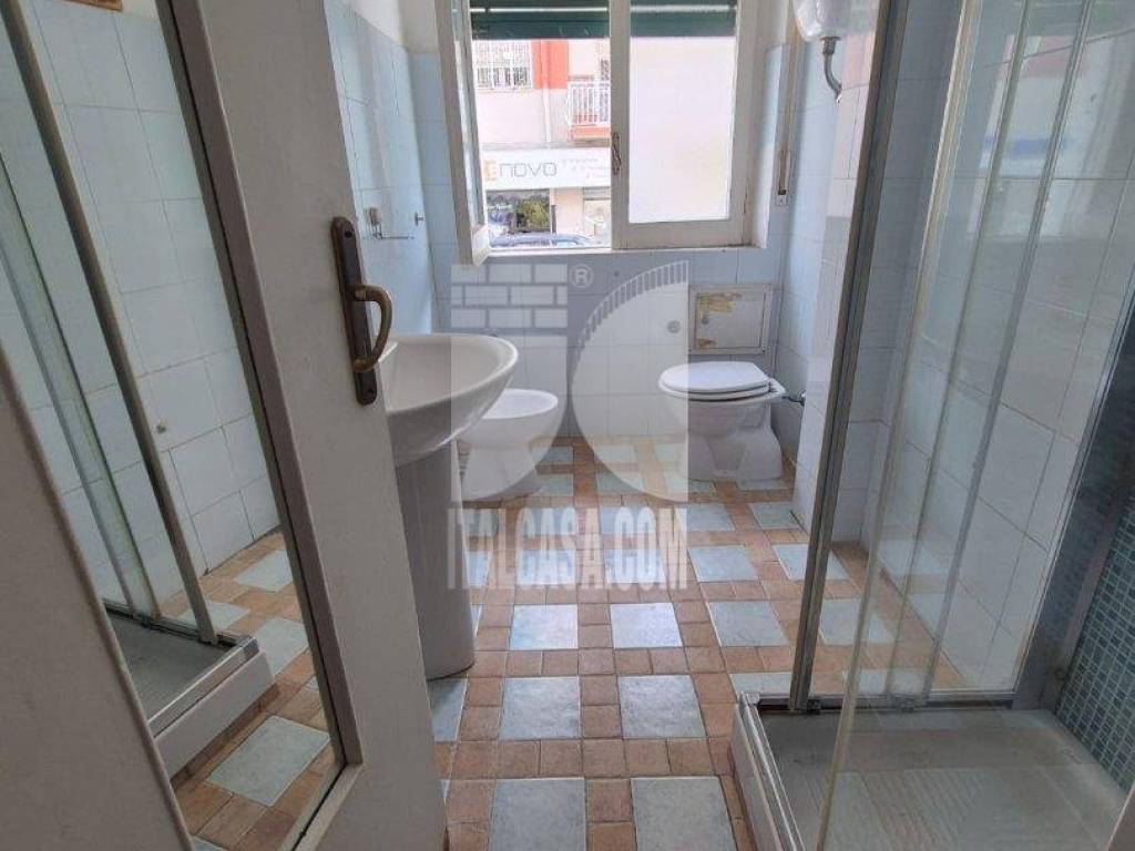 Appartamento a Crotone in via xxv aprile - Foto 5
