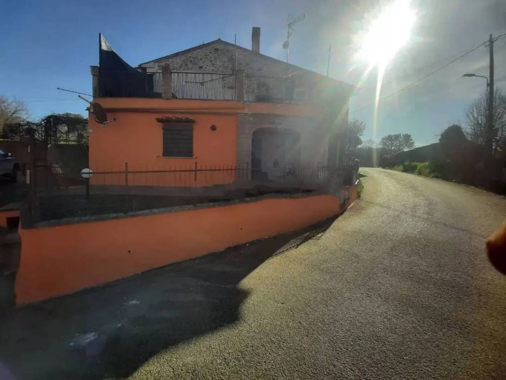 Villetta a schiera a Città della pieve in Localita Valdilucciole - Foto 4