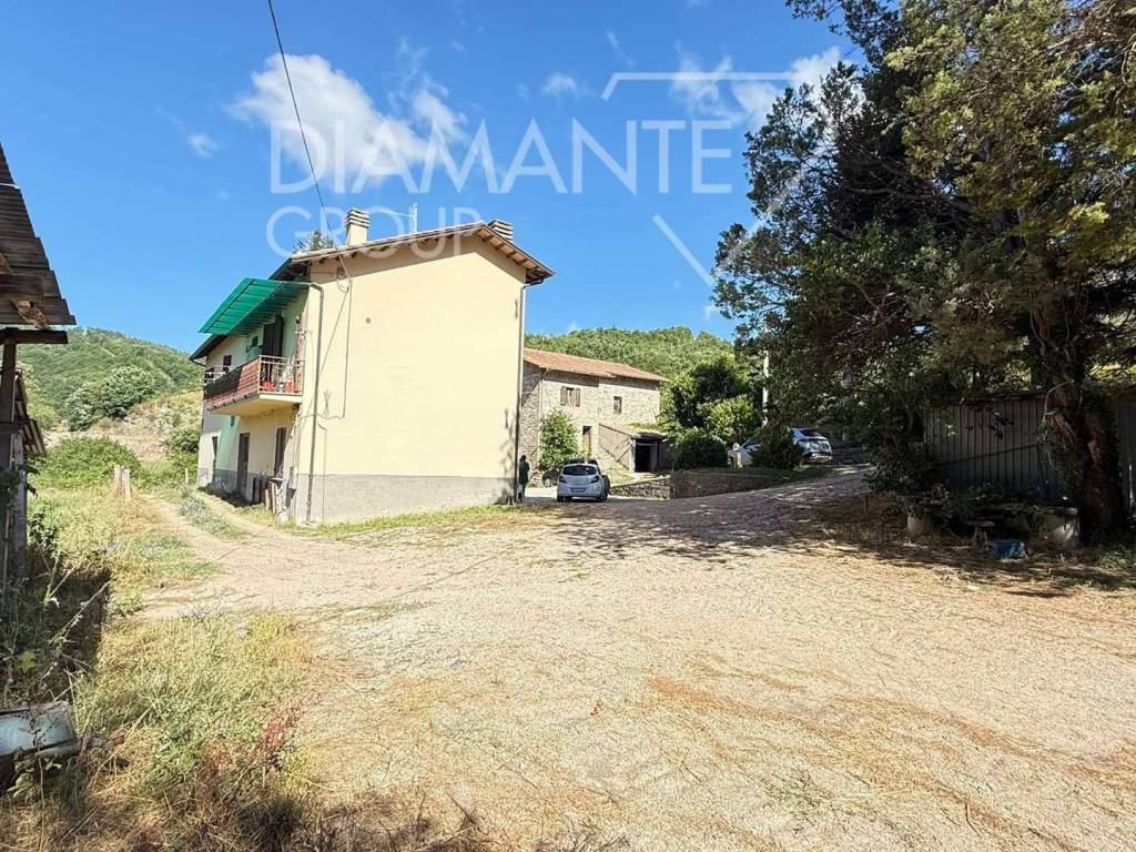 Rustico / casale a Gubbio - Foto 2