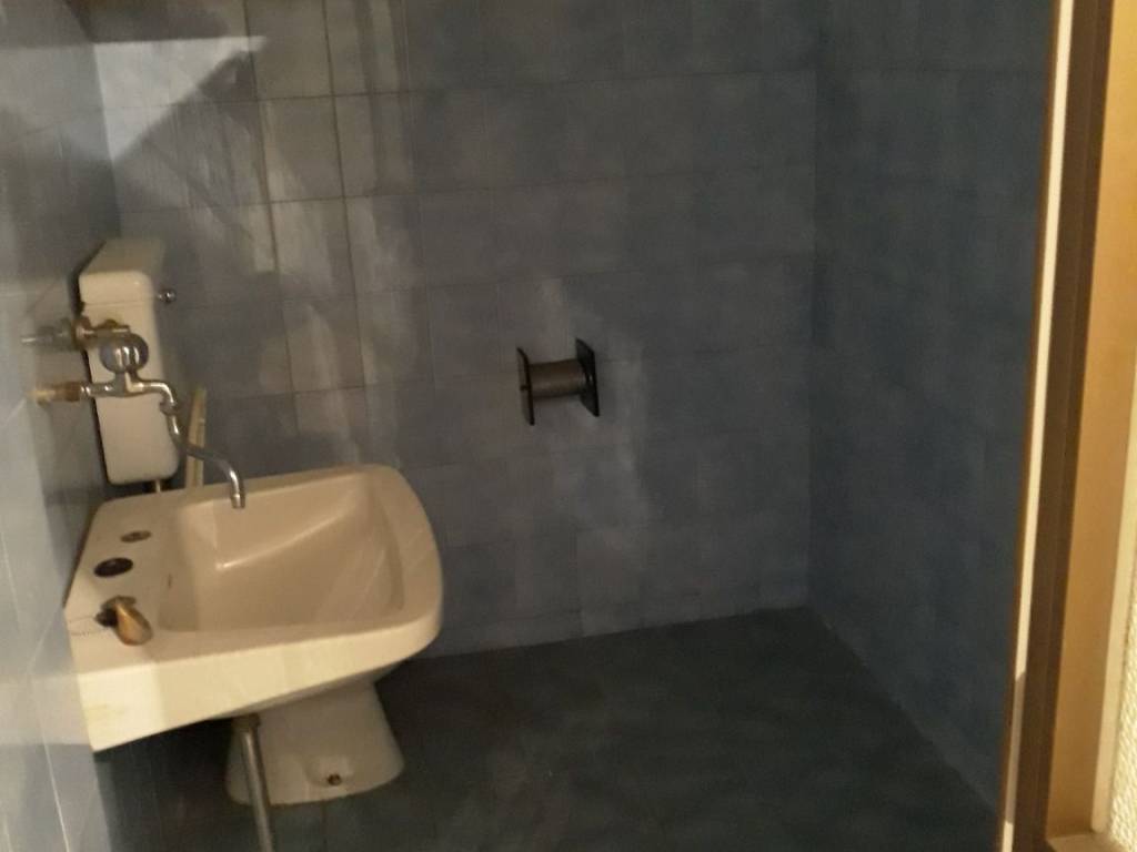 Box / garage a Trani in via citta di Milano 40 - Foto 3