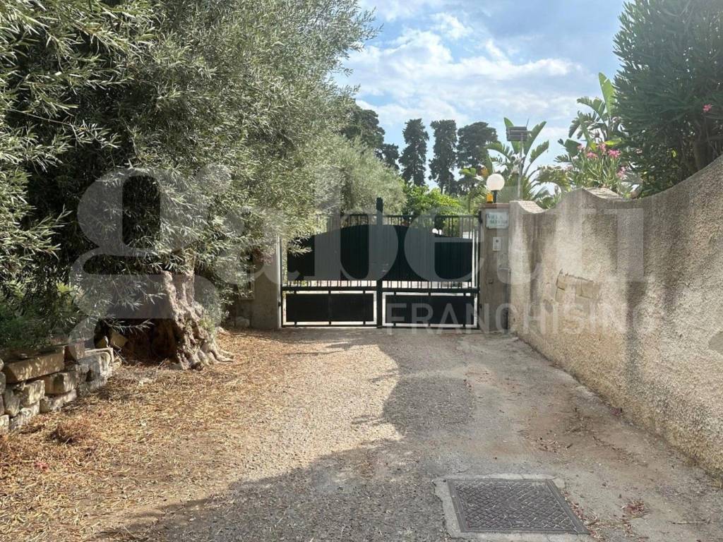 Villa a Avola in CONTRADA BORGELLUSA - Foto 2