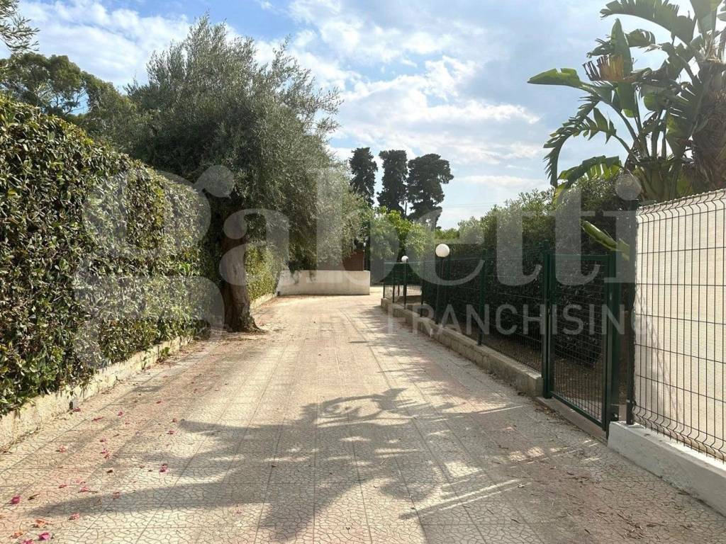 Villa a Avola in CONTRADA BORGELLUSA - Foto 3
