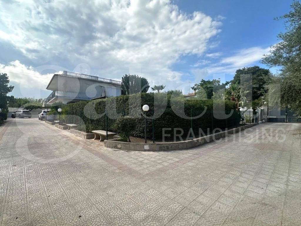 Villa a Avola in CONTRADA BORGELLUSA - Foto 4
