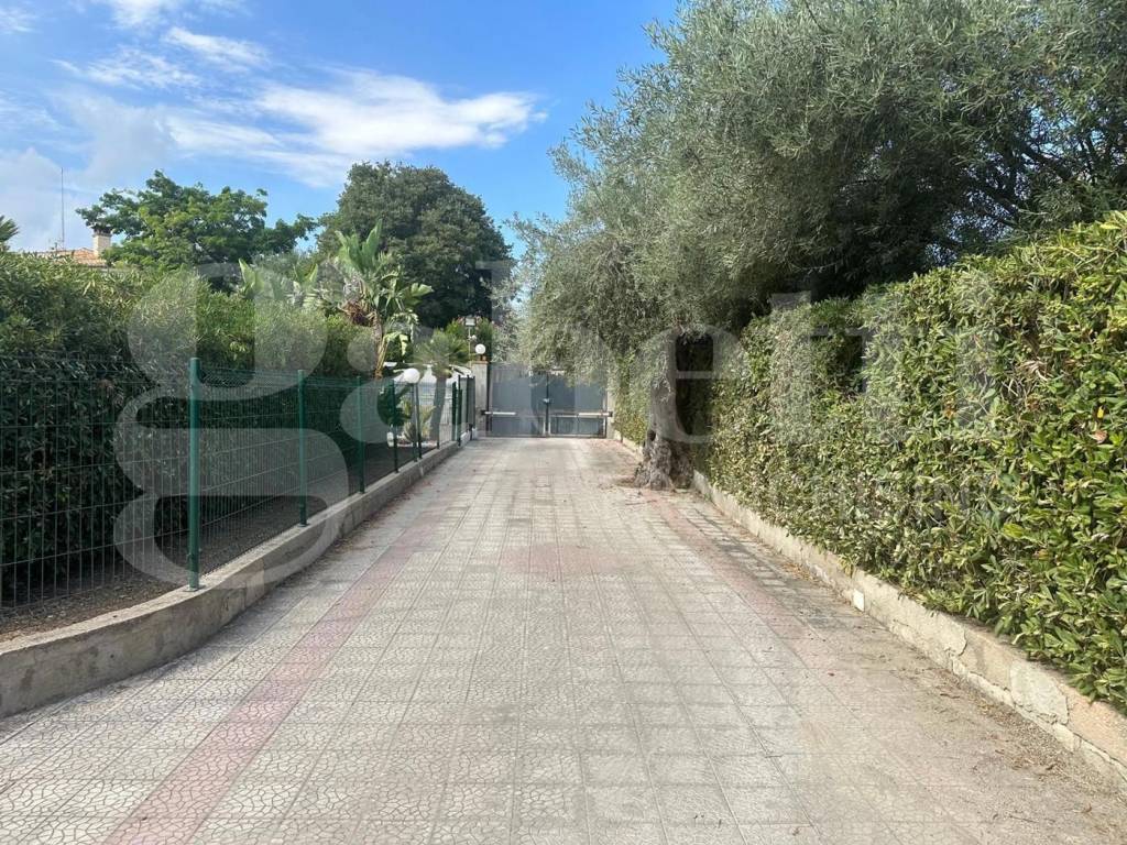 Villa a Avola in CONTRADA BORGELLUSA - Foto 5