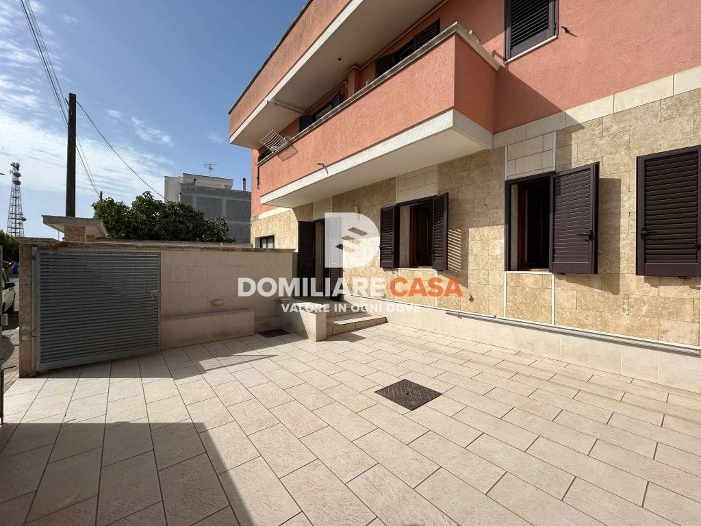 Appartamento a Lecce in Via Quinto Mario Corrado, 27 - Foto 2