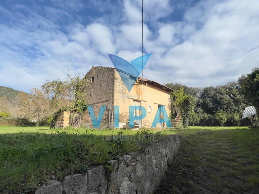 Terreno a Caserta in Via Fratelli Bandiera - Foto 2