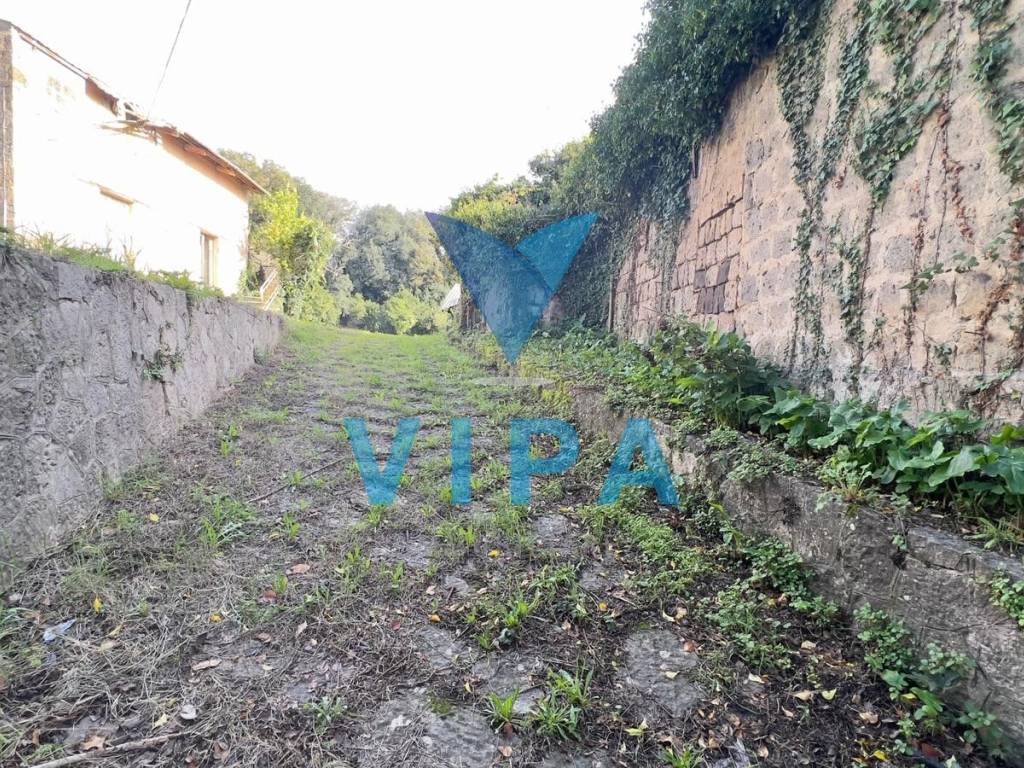 Terreno a Caserta in Via Fratelli Bandiera - Foto 3