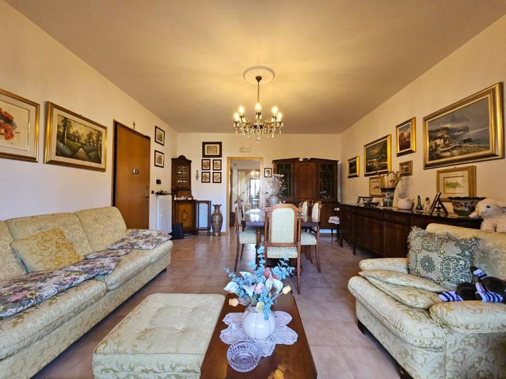 Appartamento a Ascoli piceno in Via dei Lillà, 4 - Foto 2
