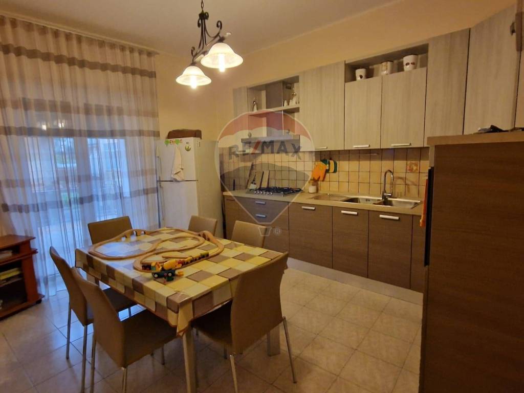 Appartamento a Francavilla di sicilia in via regina Mergherita, 121 - Foto 2