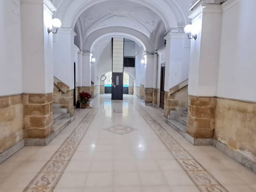 Appartamento a Taranto in Via Regina Elena, 86 - Foto 3