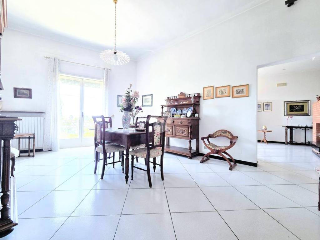 Casa indipendente a Manduria in Viale Piceno, 75 - Foto 3