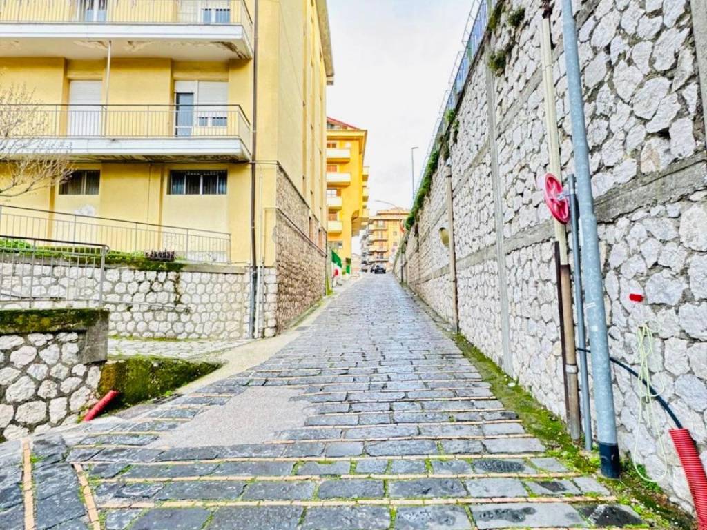 Box / garage a Avellino in Via Giuseppe Zigarelli - Foto 3