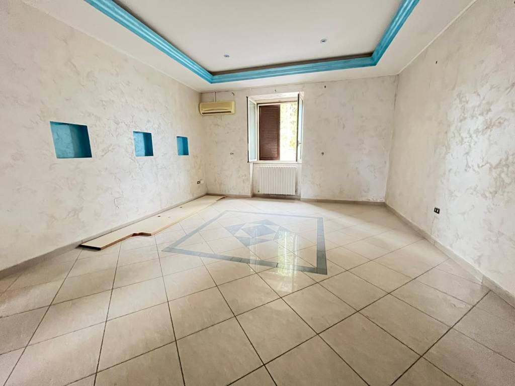 Appartamento a Cerignola in Piazza Ventimiglia - Foto 4