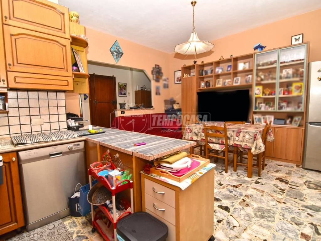 Appartamento a Caselle torinese in Via castagna - Foto 4
