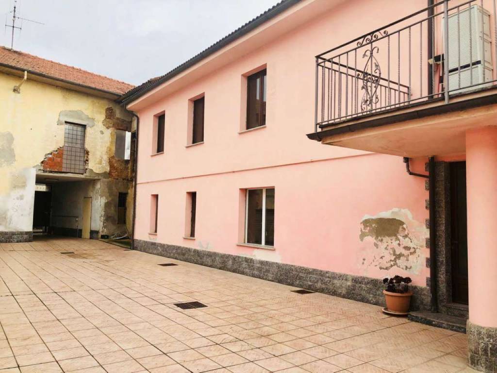 Casa indipendente a Mortara in via Via XX Settembre 48 - Foto 2