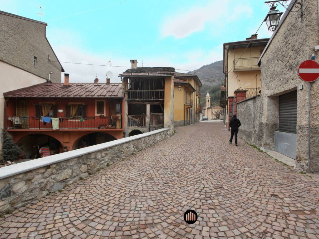 Casa indipendente a Entracque in Via Angelo Barale, 32 - Foto 3
