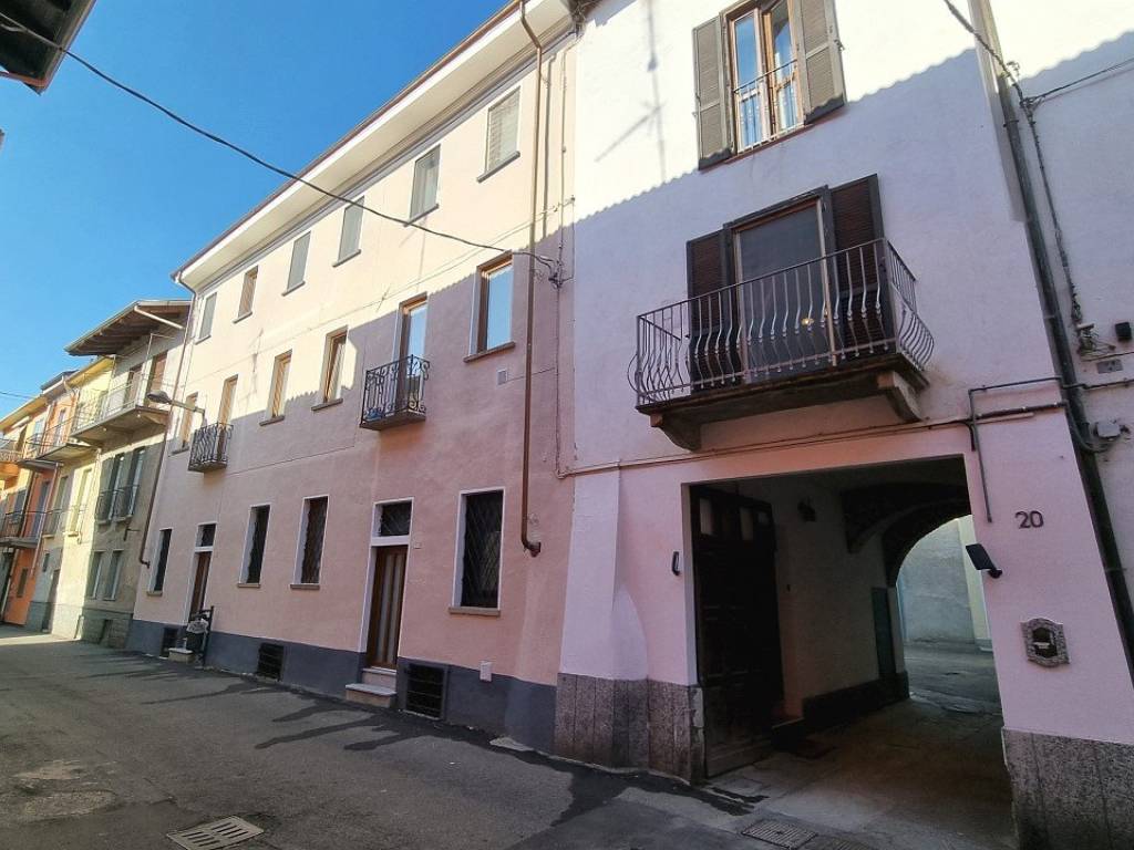 Appartamento a Gattinara in Via Pietro Micca - Foto 2