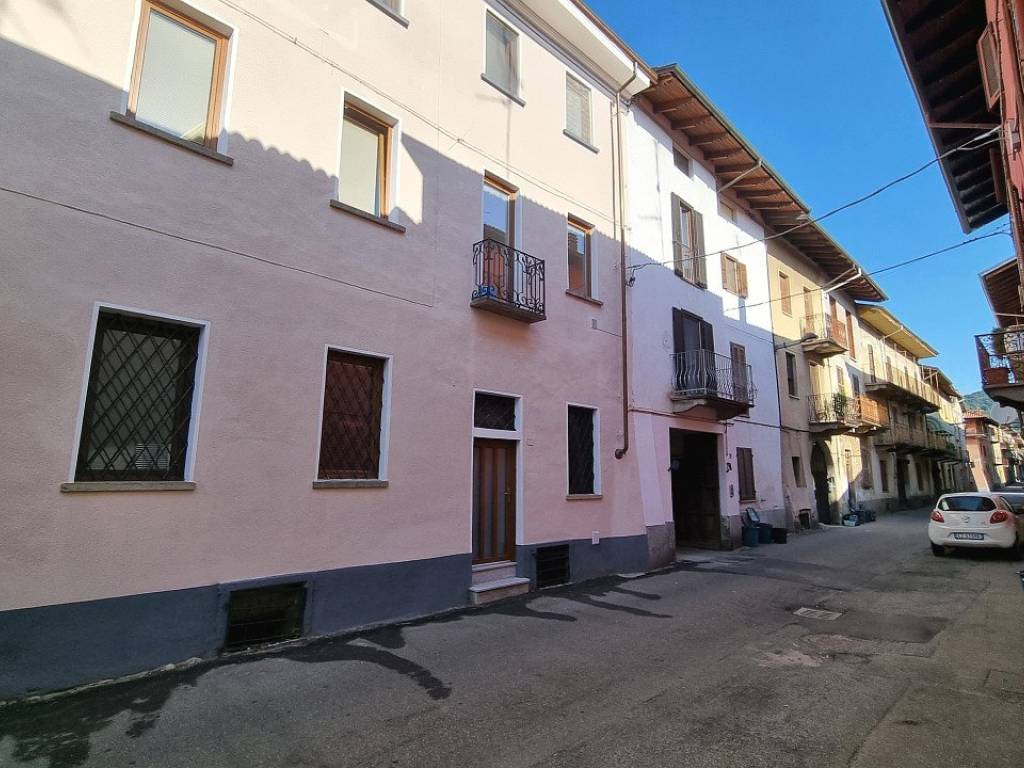 Appartamento a Gattinara in Via Pietro Micca - Foto 3
