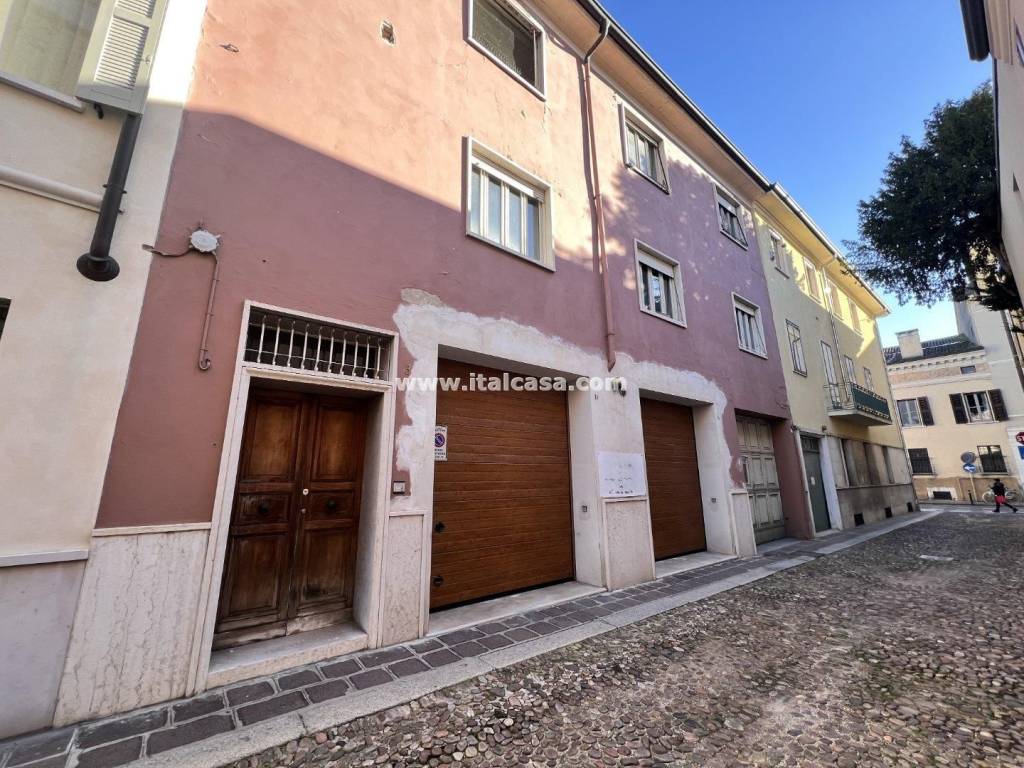 Appartamento a Mantova in VICOLO POZZO - Foto 4