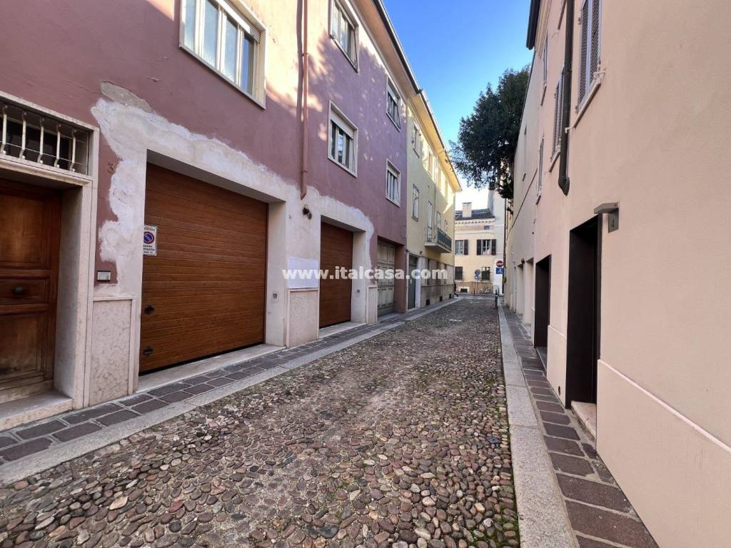 Appartamento a Mantova in VICOLO POZZO - Foto 5