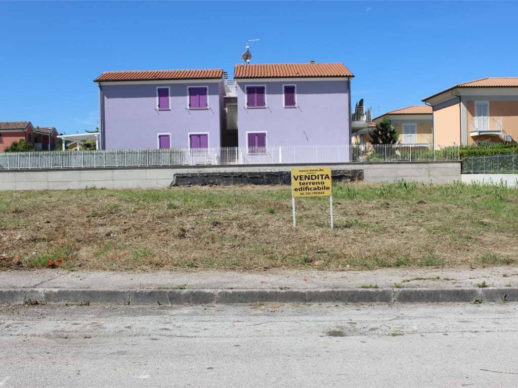 Terreno a Loreto in via de gasperi - Foto 3