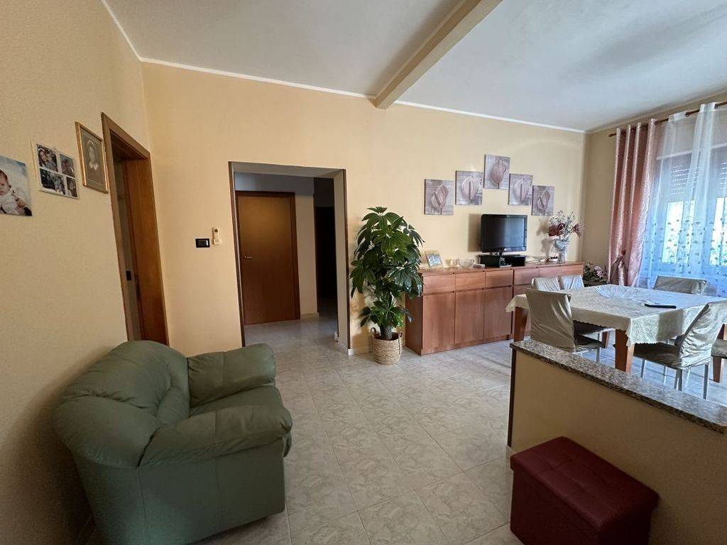 Villa a Castiglione del lago in Via Pineta - Foto 3