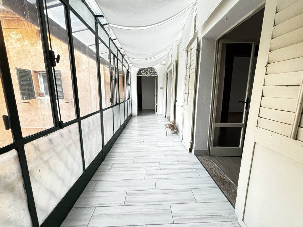 Appartamento a Verona in Via Cappello - Foto 3