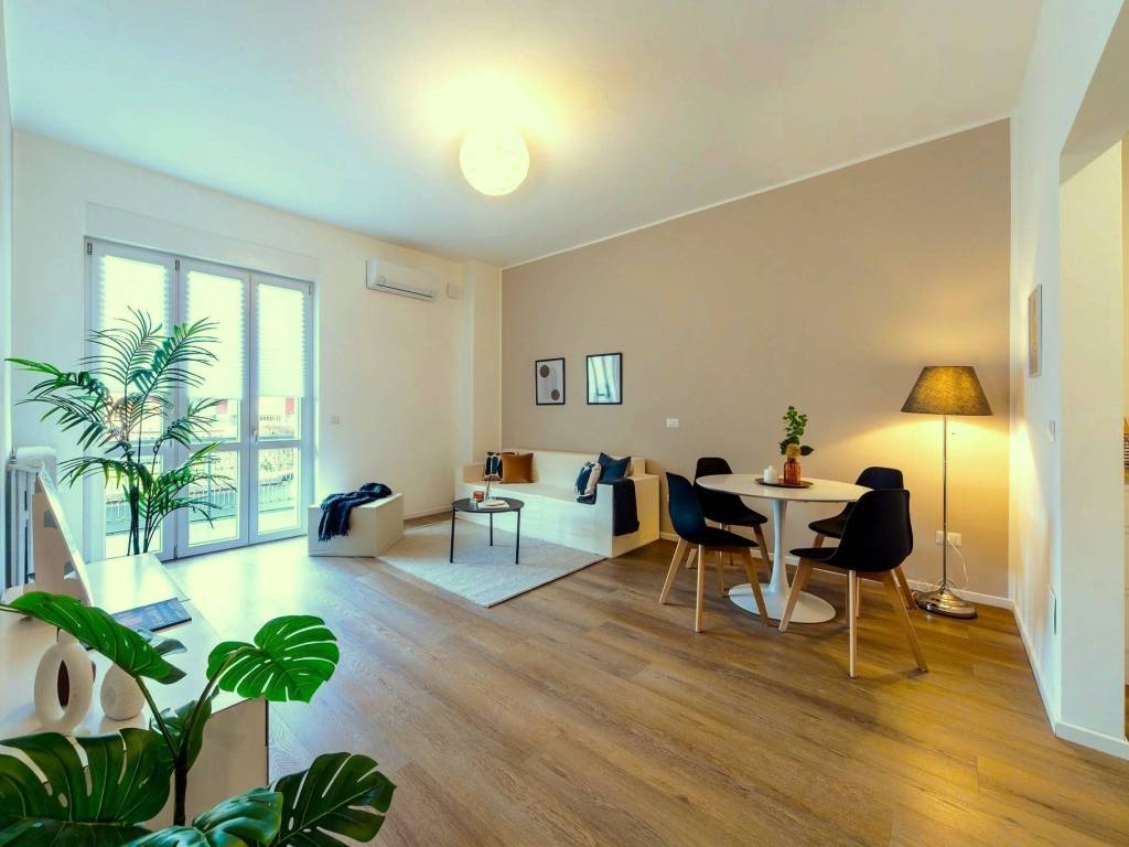 Appartamento a Cantù in Via Giulio Carcano, 21 - Foto 2