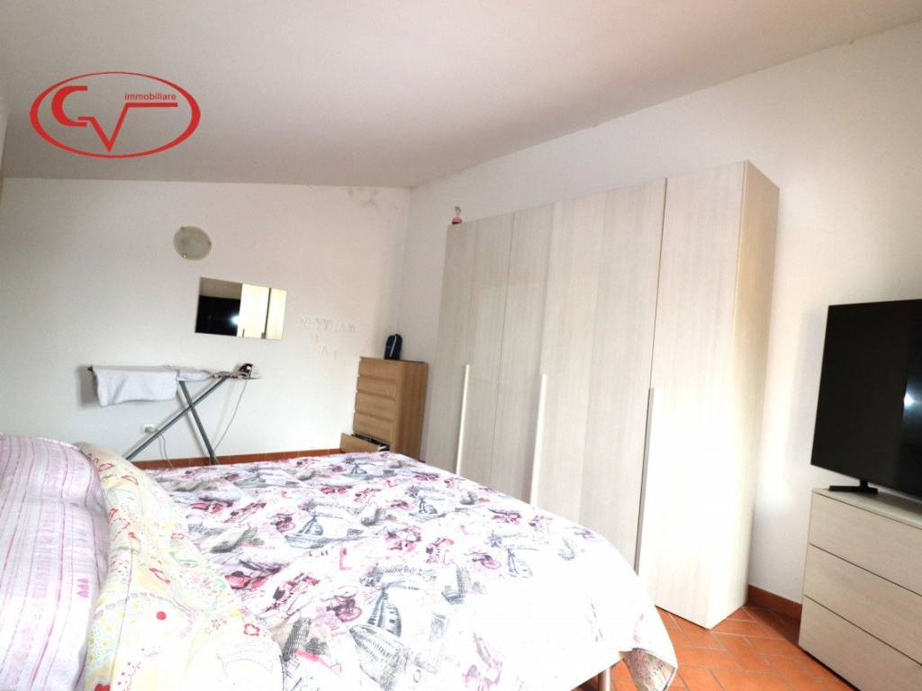 Appartamento a Montevarchi in Via Roma - Foto 5