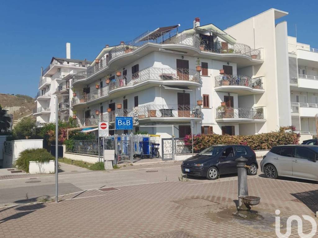 Appartamento a Roseto degli abruzzi in Lungomare Trento, 103 - Foto 4