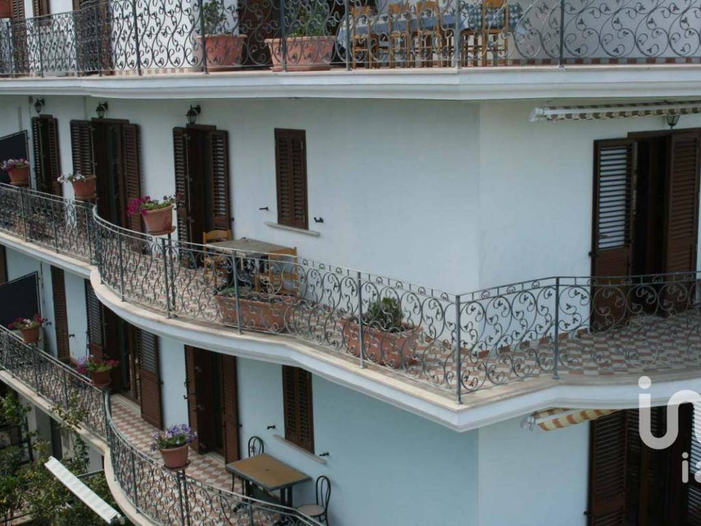 Appartamento a Roseto degli abruzzi in Lungomare Trento - Foto 2