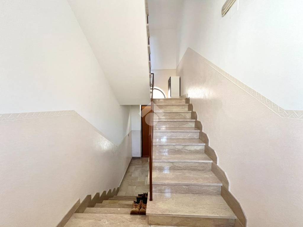 Casa indipendente a Ceglie messapica in Via Rosmino, 56 - Foto 2